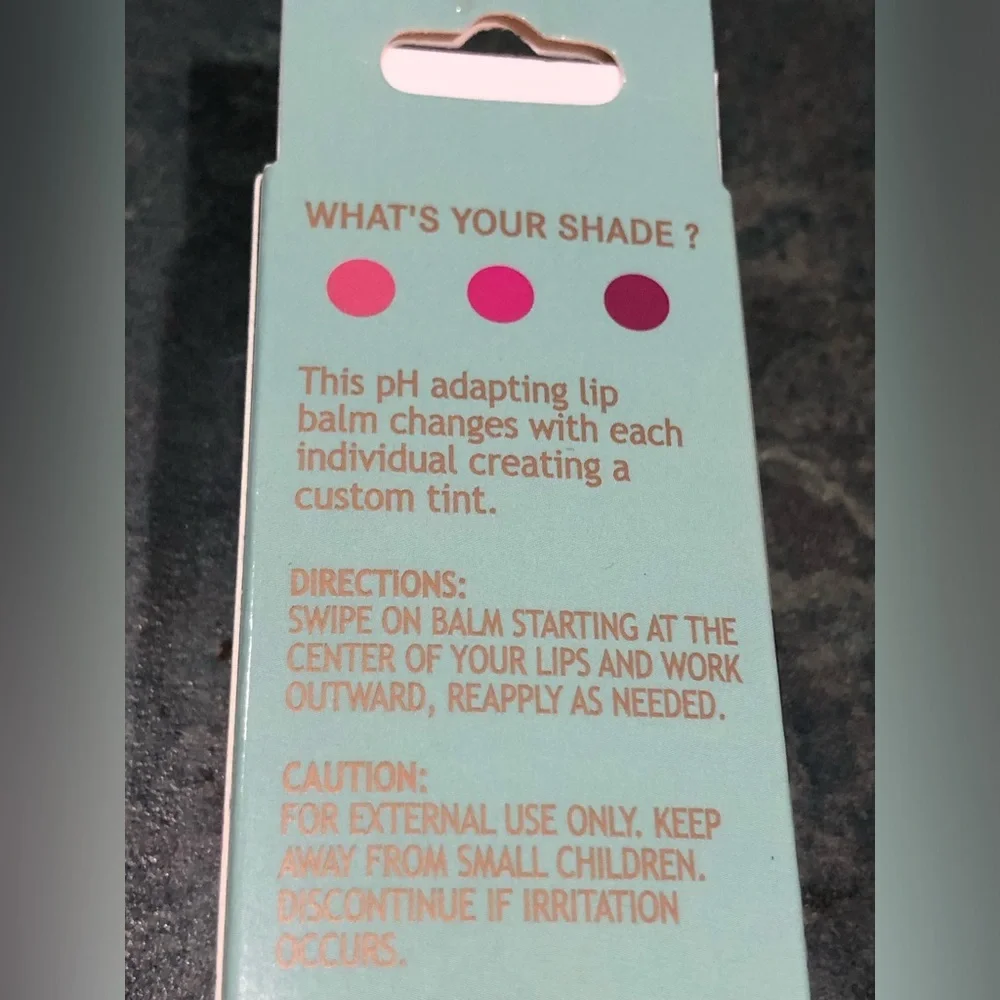 PH adapting‎ Color changing lip balm new